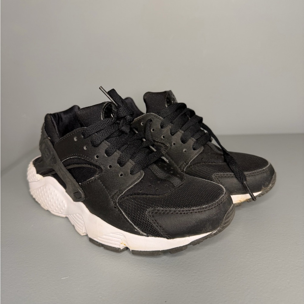 Nike Huarache Shoes